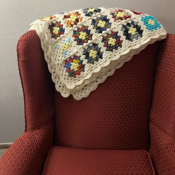 Granny Square Afghan - Picture 2 of 5